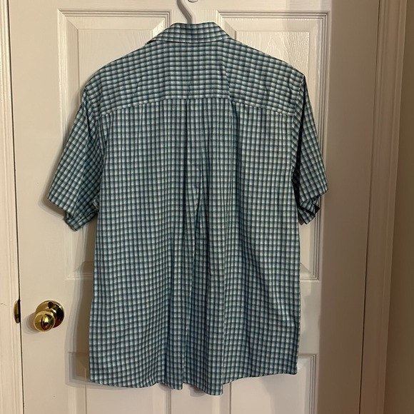 Men’s (M) Casual short sleeve button up shirt - Picture 2 of 4